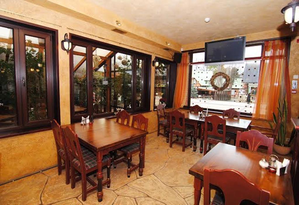 Guest House Lotus Palanga Ngoại thất bức ảnh