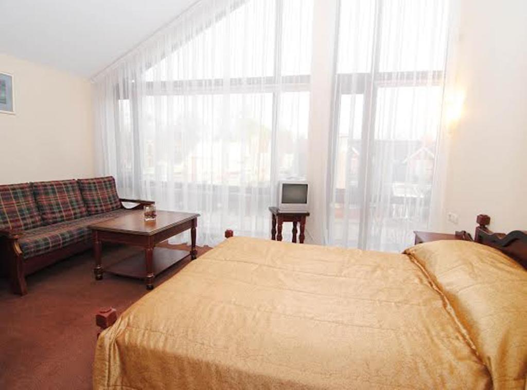 Guest House Lotus Palanga Phòng bức ảnh