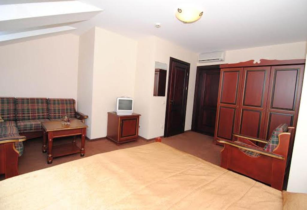Guest House Lotus Palanga Phòng bức ảnh